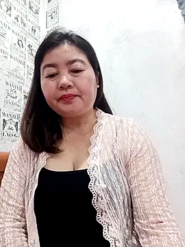 Snapshot of Jumi_livesexy chatting on March 4, 9:43 pm Jumi livesexy online show from March 4, 9:43 pm