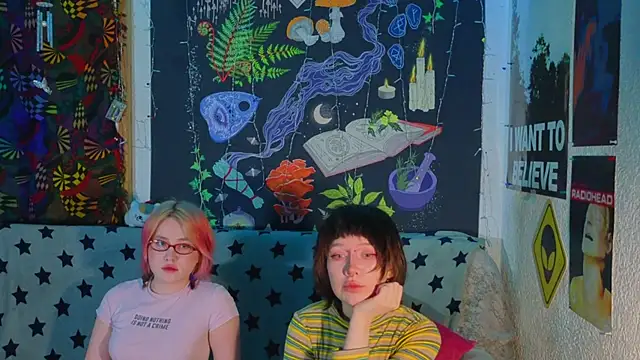 Snapshot of Ntmuforever chatting on February 6, 5:49 pm Ntmuforever online show from February 6, 5:49 pm