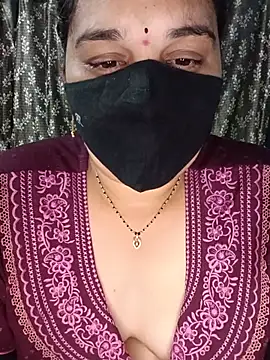 Snapshot of maduri__ chatting on July 6, 5:48 pm maduri online show from July 6, 5:48 pm