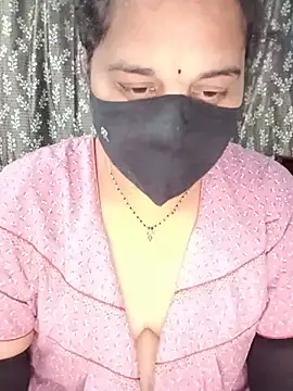 Snapshot of maduri__ chatting on July 7, 4:55 pm maduri online show from July 7, 4:55 pm