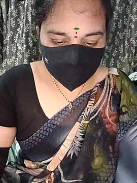 Snapshot of maduri__ chatting on July 9, 4:55 pm maduri online show from July 9, 4:55 pm