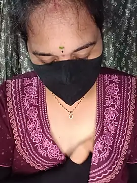 Snapshot of maduri__ chatting on July 10, 5:26 pm maduri online show from July 10, 5:26 pm