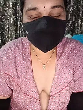 Snapshot of maduri__ chatting on July 12, 4:20 pm maduri online show from July 12, 4:20 pm