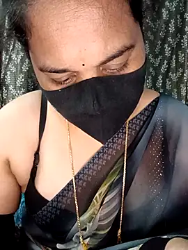 Snapshot of maduri__ chatting on July 18, 4:33 pm maduri online show from July 18, 4:33 pm