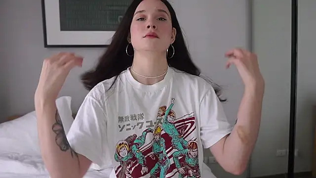 Snapshot of bonjour_nihao_hello chatting on March 17, 4:50 am bonjour nihao hello online show from March 17, 4:50 am