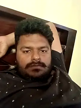 Snapshot of yourwellman chatting on February 6, 9:56 am yourwellman online show from February 6, 9:56 am