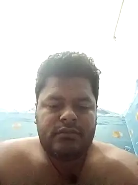 Snapshot of yourwellman chatting on March 8, 4:49 am yourwellman online show from March 8, 4:49 am