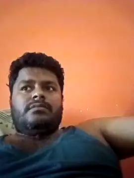 Snapshot of yourwellman chatting on March 21, 7:24 am yourwellman online show from March 21, 7:24 am