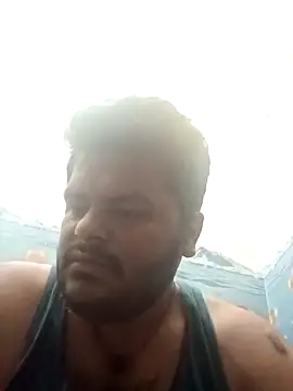 Snapshot of yourwellman chatting on March 22, 5:22 am yourwellman online show from March 22, 5:22 am