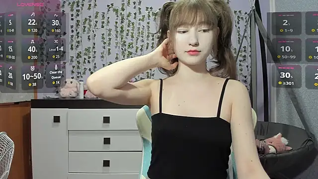 Yoonhee ki online show from May 15, 9:11 pm