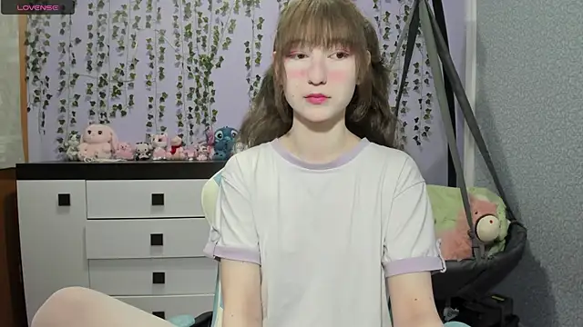 Yoonhee ki online show from June 18, 3:05 pm