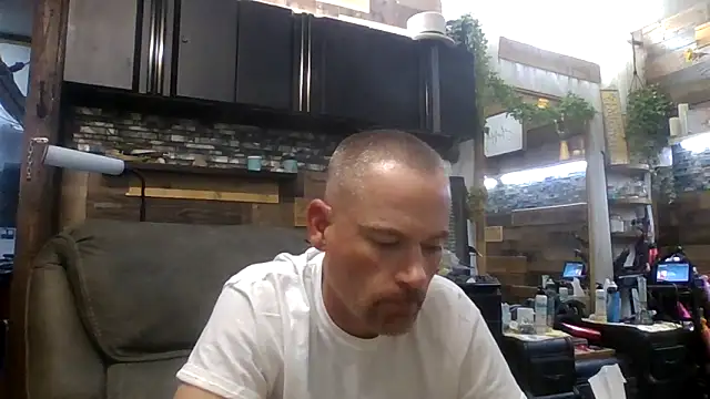 MISTERANDDEMI online show from May 18, 5:24 am