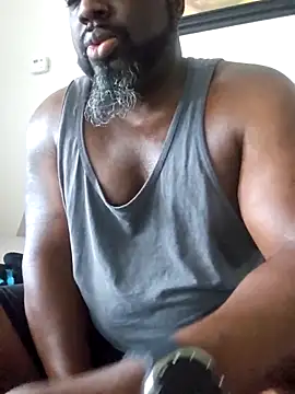 Snapshot of ceedevon13 chatting on March 17, 2:31 pm ceedevon13 online show from March 17, 2:31 pm