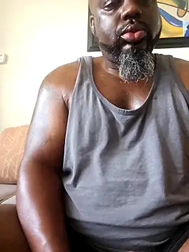 Snapshot of ceedevon13 chatting on April 1, 3:42 pm ceedevon13 online show from April 1, 3:42 pm