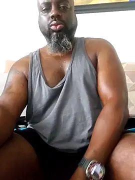 Snapshot of ceedevon13 chatting on April 6, 2:40 pm ceedevon13 online show from April 6, 2:40 pm