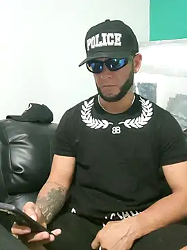 Snapshot of PIGHIGHDIRTY_p0 chatting on March 29, 11:38 pm PIGHIGHDIRTY p0 online show from March 29, 11:38 pm