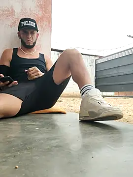Snapshot of PIGHIGHDIRTY_p0 chatting on May 7, 4:56 pm PIGHIGHDIRTY p0 online show from May 7, 4:56 pm