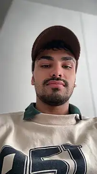 Snapshot of juancho_hairy chatting on March 26, 5:07 pm juancho hairy online show from March 26, 5:07 pm