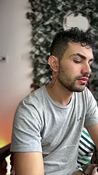 Snapshot of juancho_hairy chatting on April 6, 3:35 pm juancho hairy online show from April 6, 3:35 pm