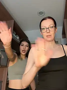 Snapshot of RussianGirls_ chatting on April 15, 1:07 pm RussianGirls online show from April 15, 1:07 pm