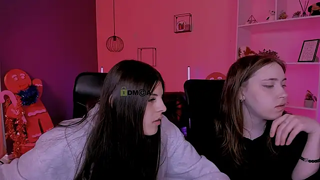 Snapshot of lizzie_boom_ chatting on January 12, 8:14 pm lizzie boom online show from January 12, 8:14 pm