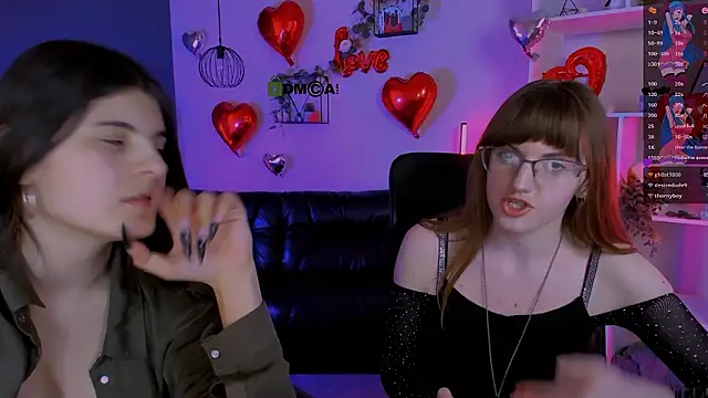 lizzie boom  online show from March 5, 10:06 pm