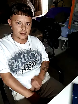 Sickbooy69 online show from April 26, 1:53 pm