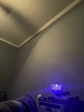 Cantgetenough0069 online show from February 22, 12:45 am