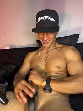 Maicol xxxx online show from March 18, 6:27 am