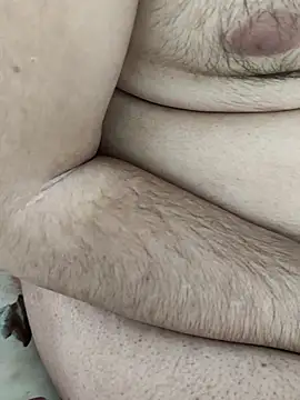 Snapshot of Mm7oon_nek chatting on March 9, 9:41 pm Mm7oon nek online show from March 9, 9:41 pm