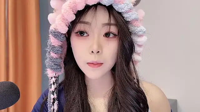 smalldaisy online show from February 5, 2:27 am