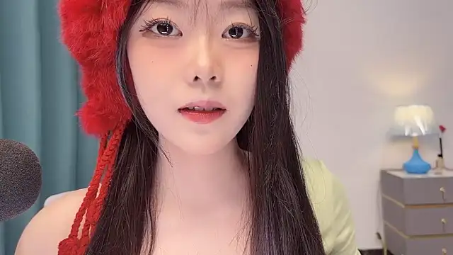 smalldaisy online show from May 16, 3:03 am