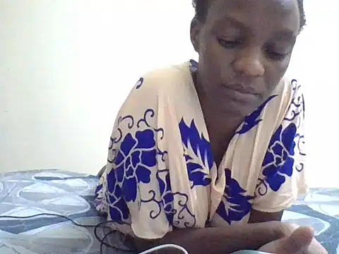 SimplyHer online show from December 22, 4:15 pm