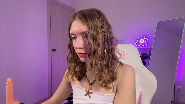 KellySunn online show from February 28, 9:10 am