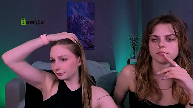 Snapshot of naya_may chatting on March 21, 9:40 pm naya may online show from March 21, 9:40 pm