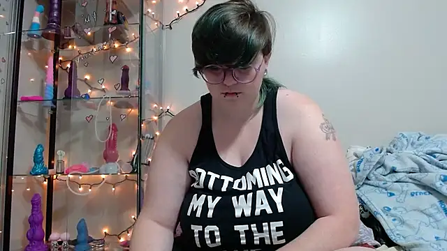 Snapshot of Pupghostt chatting on March 23, 12:20 pm Pupghostt online show from March 23, 12:20 pm