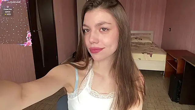 Snapshot of NeidaGowing chatting on March 27, 8:26 am NeidaGowing online show from March 27, 8:26 am