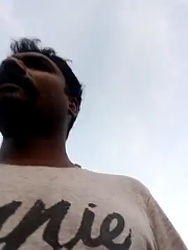 Tamilpaiyan07 online show from May 26, 12:39 am