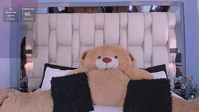  PaulinaDoll  online show from February 24, 3:59 am