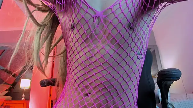 Charlotteinpole online show from March 28, 3:50 am