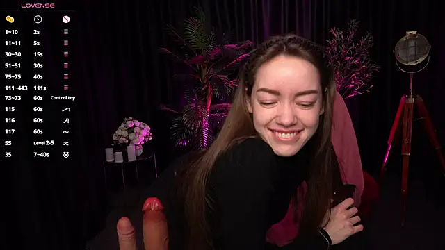 Snapshot of Velouraa chatting on March 20, 12:48 am Velouraa online show from March 20, 12:48 am