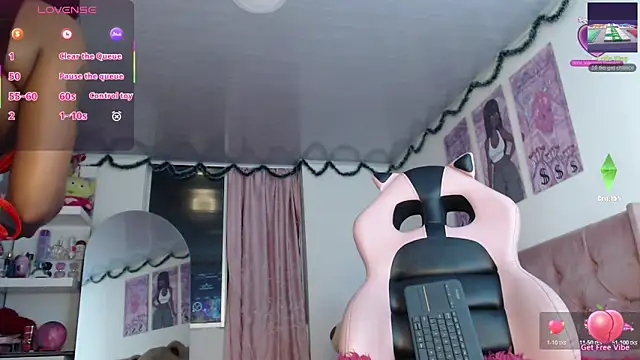 Snapshot of violett_brown9 chatting on April 26, 4:54 am violett brown9 online show from April 26, 4:54 am