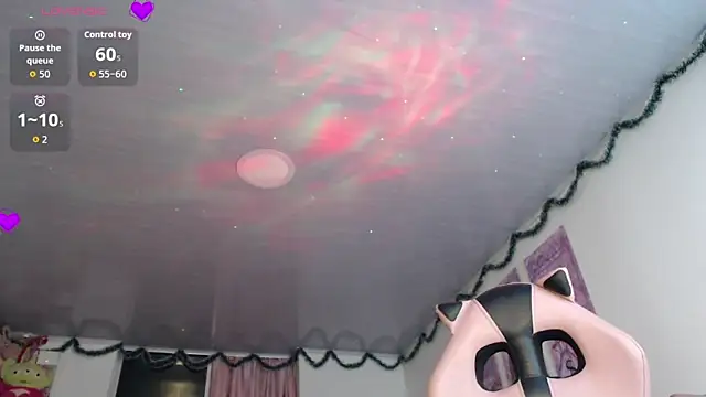 Snapshot of violett_brown9 chatting on May 1, 4:06 am violett brown9 online show from May 1, 4:06 am