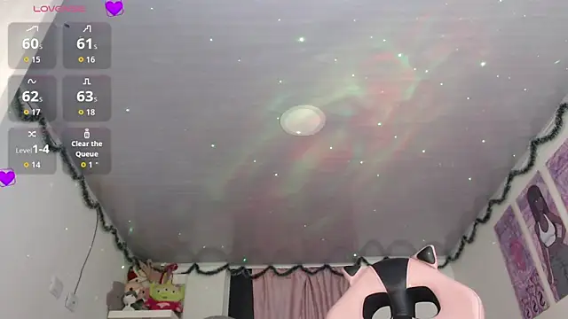 Snapshot of violett_brown9 chatting on May 14, 5:25 am violett brown9 online show from May 14, 5:25 am