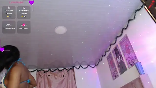 Snapshot of violett_brown9 chatting on June 22, 6:54 am violett brown9 online show from June 22, 6:54 am