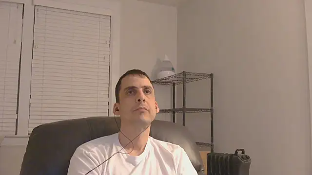 Snapshot of SissyJosh chatting on February 1, 1:26 am SissyJosh online show from February 1, 1:26 am