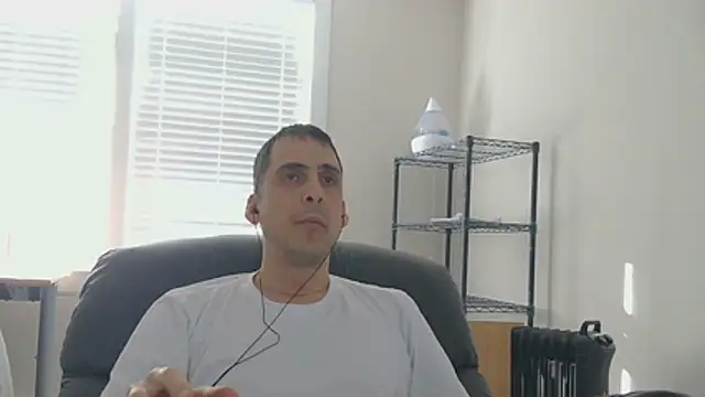 Snapshot of SissyJosh chatting on February 1, 4:16 pm SissyJosh online show from February 1, 4:16 pm