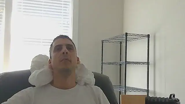 Snapshot of SissyJosh chatting on April 15, 7:58 pm SissyJosh online show from April 15, 7:58 pm