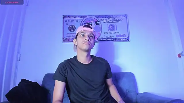 Victor LatinBoy online show from May 5, 12:02 pm
