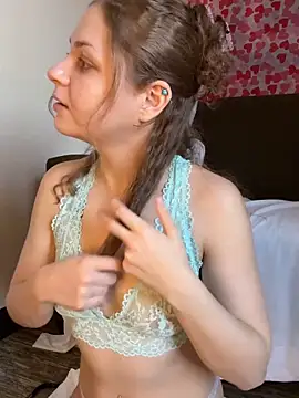 Snapshot of ourlittleesecret chatting on February 3, 7:30 pm ourlittleesecret online show from February 3, 7:30 pm